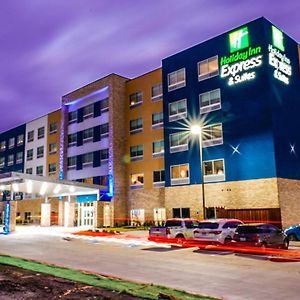 Holiday Inn Express & Suites - Dallas Market Center, An Ihg Hotel